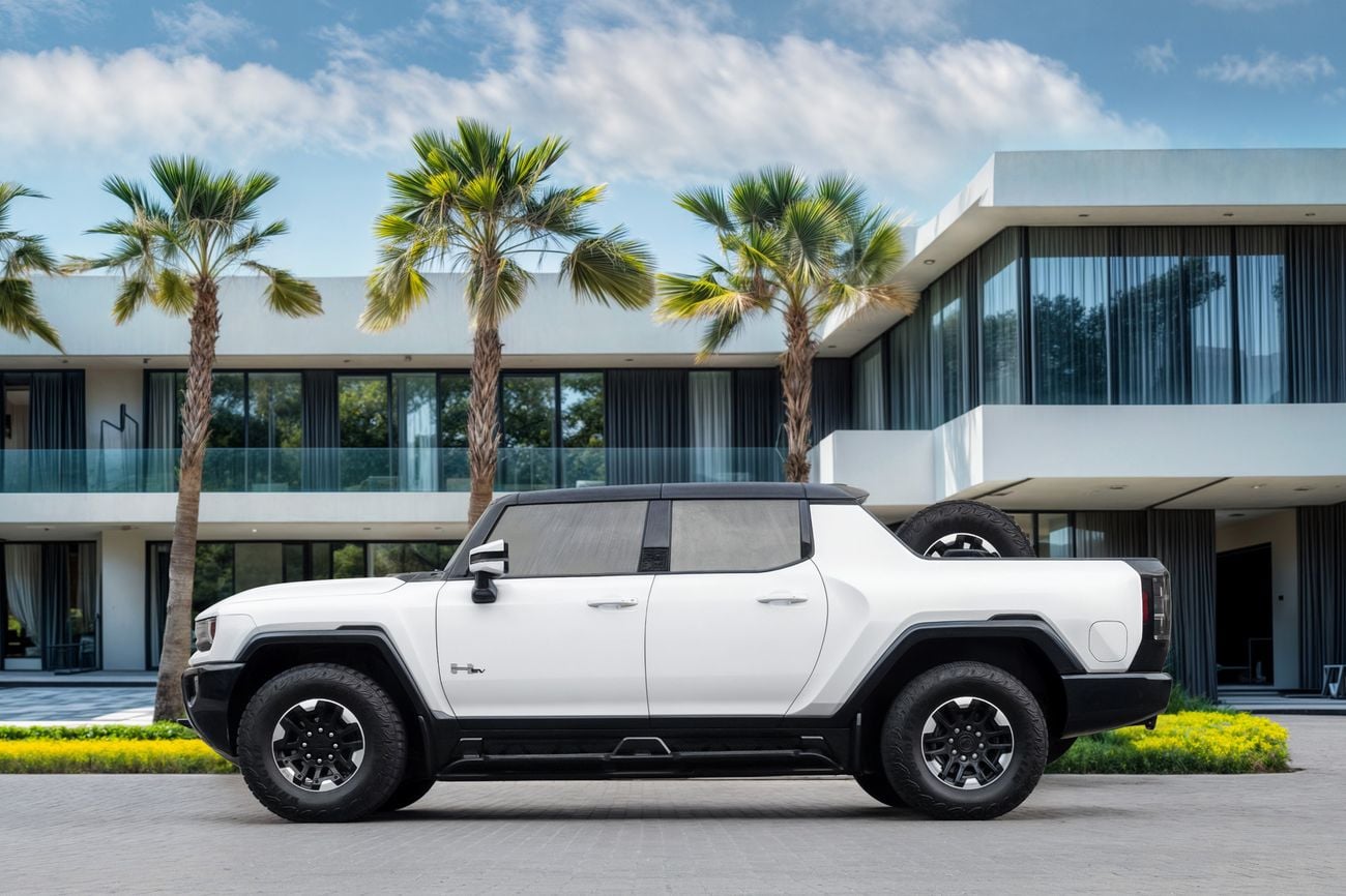 GMC Hummer EV EV Pickup | 7,540 P.M | 0% Downpayment | Excellent Condition!