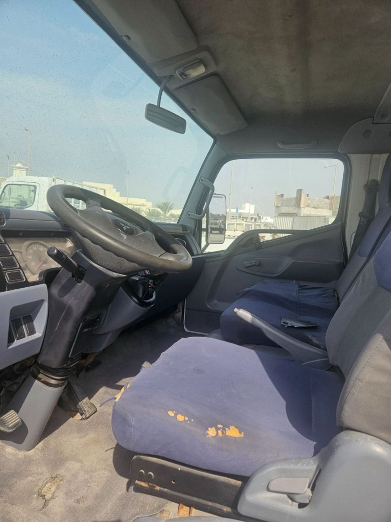 Mitsubishi Fuso Canter