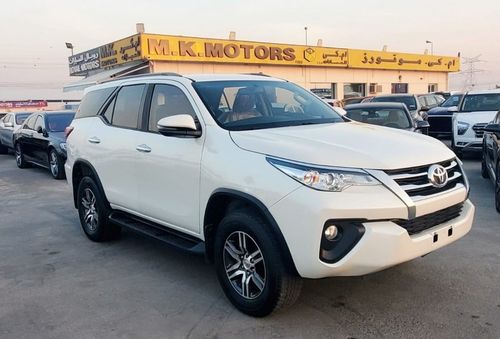 Toyota Fortuner TOYOTA FORTUNER EXR ( PETROL )