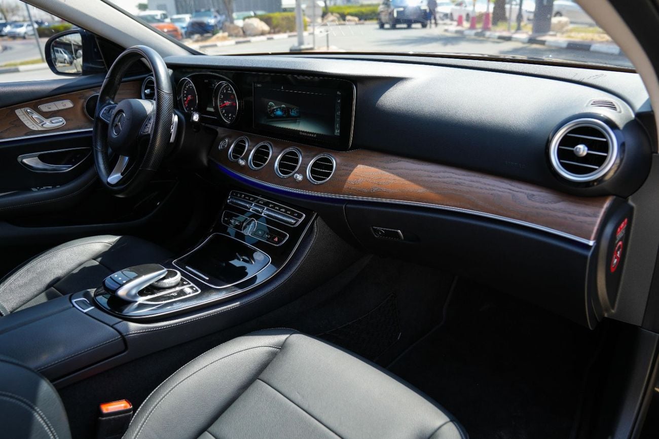 مرسيدس بنز E300 4 MATIC 2018!! KOREAN SPECS!! WELL MAINTAINED!! NO ACCIDENT