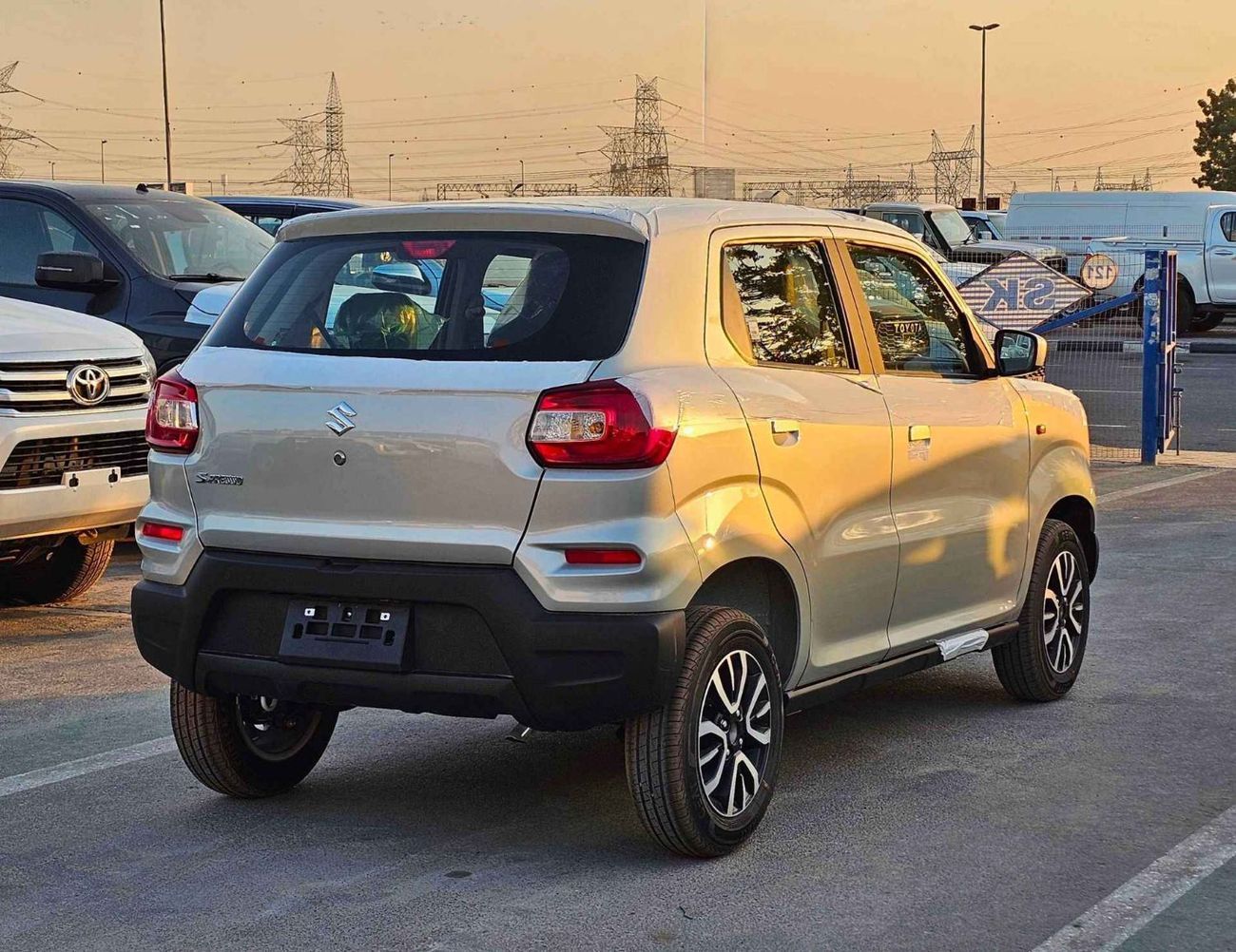 Suzuki S Presso GL / 1.0L V3 A/T PETROL / ALLOY RIMS (CODE # SSPAGL)