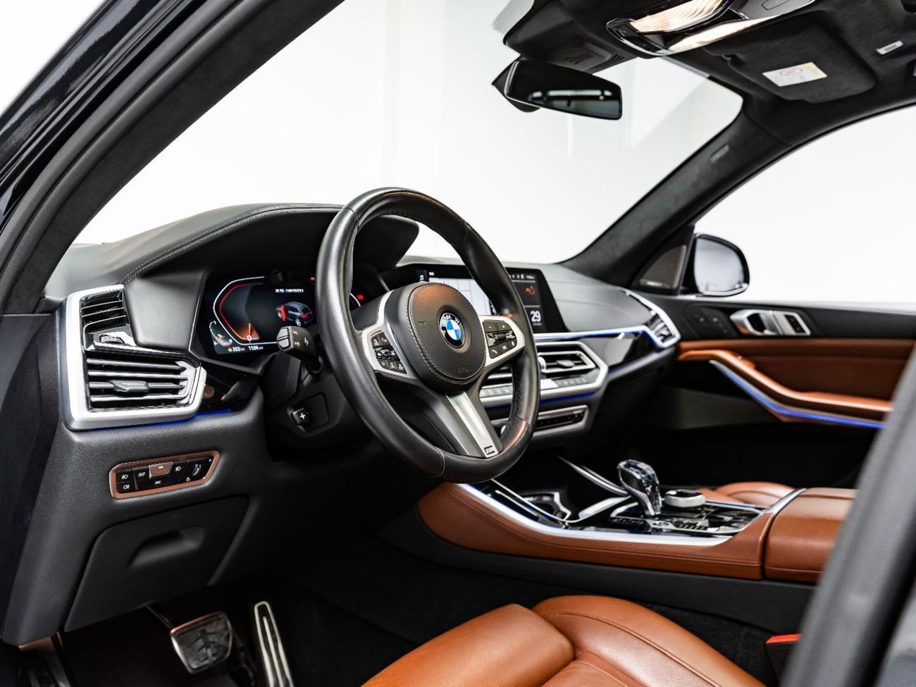 بي أم دبليو X5 M50i 4.4L