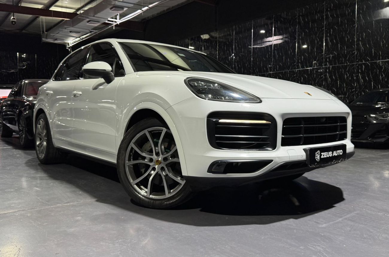 Porsche Cayenne S 2.9L (440 HP) 2019 Porsche Cayenne, 2027 Warranty, Full Service History, Sport Chrono Package, GCC