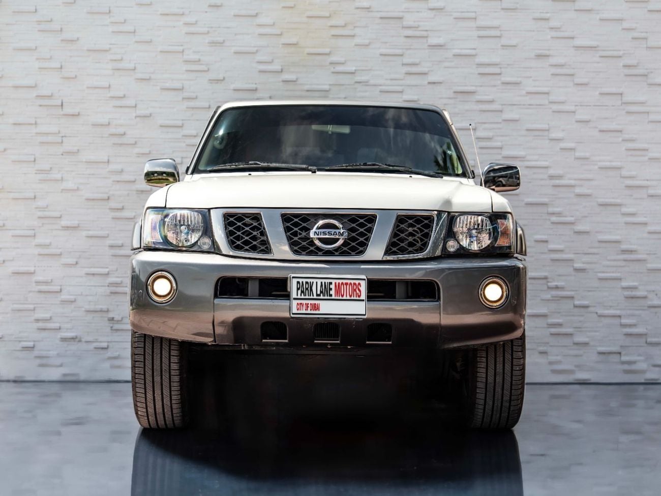Nissan Patrol Safari Super Safari 4.8L A/T