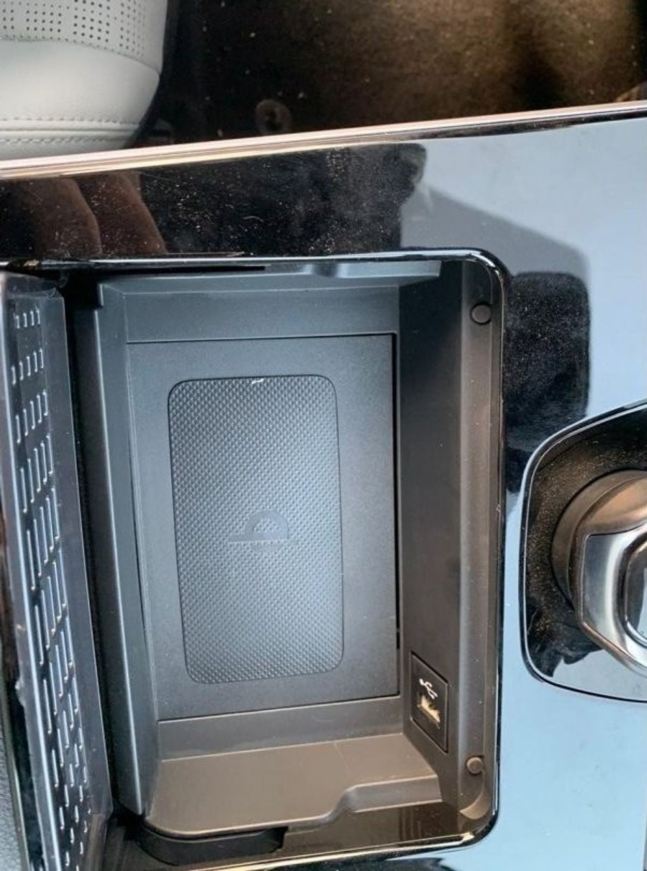 تويوتا bZ4X 2023 TOYOTA BZ4X ELECTRIC CAR 2WD FULL OPTION AUTOMATIC ZERO KM