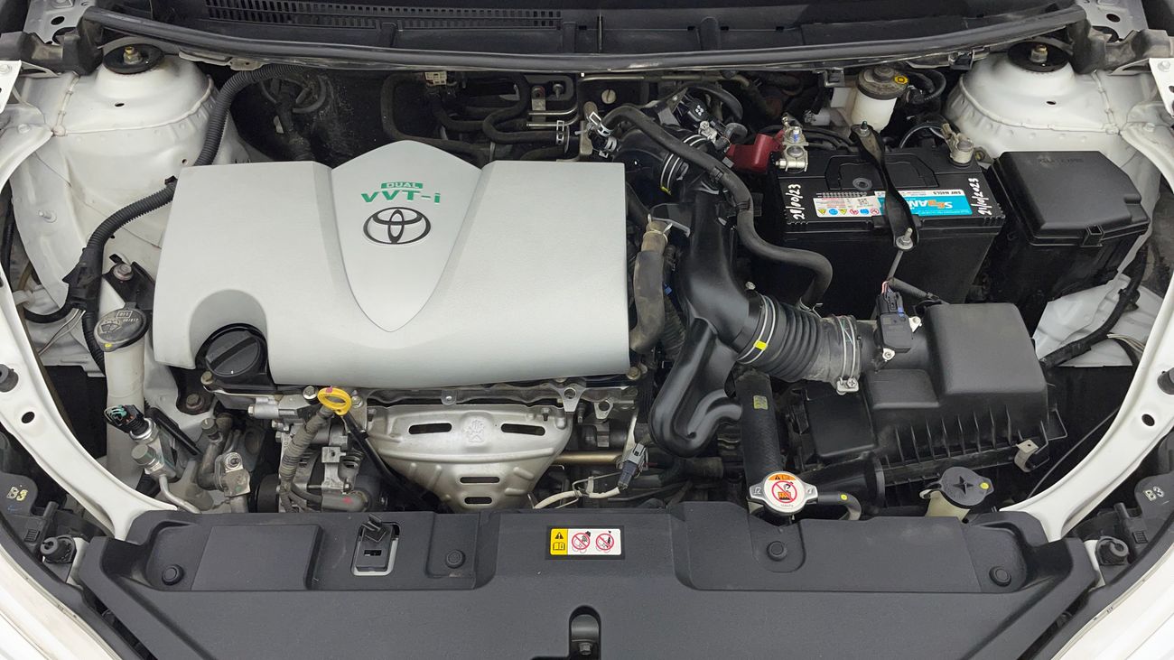 تويوتا يارس SE 1.5 | بدون دفعة مقدمة | اختبار قيادة مجاني للمنزل