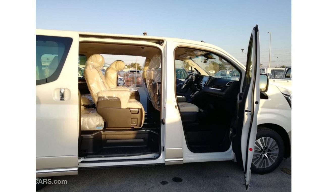 تويوتا جرافينا GRANVIA 7 Seats 2.8L Diesel full option