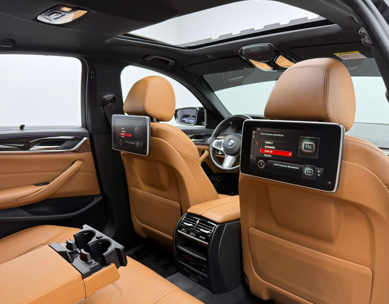 BMW 520i 2018 BMW 520i M-Kit, 2025 BMW Warranty, 2028 BMW Service Pack, Full Service History, GCC