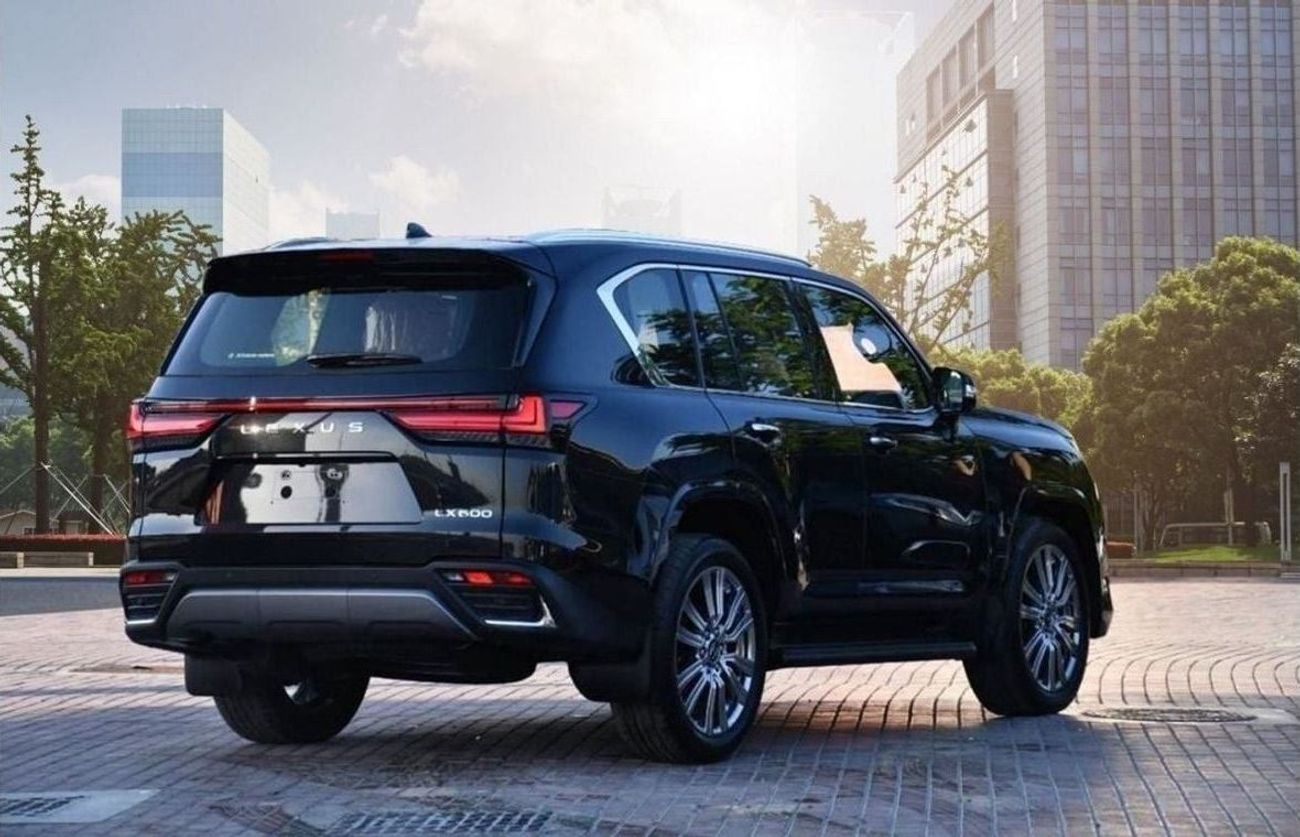 لكزس LX 600 VIP, RADAR, 360 CAMERA, LEATHER SEATS, ALLOY WHEELS, SUNROOF, MODEL 2023, UAE AND EXPORT