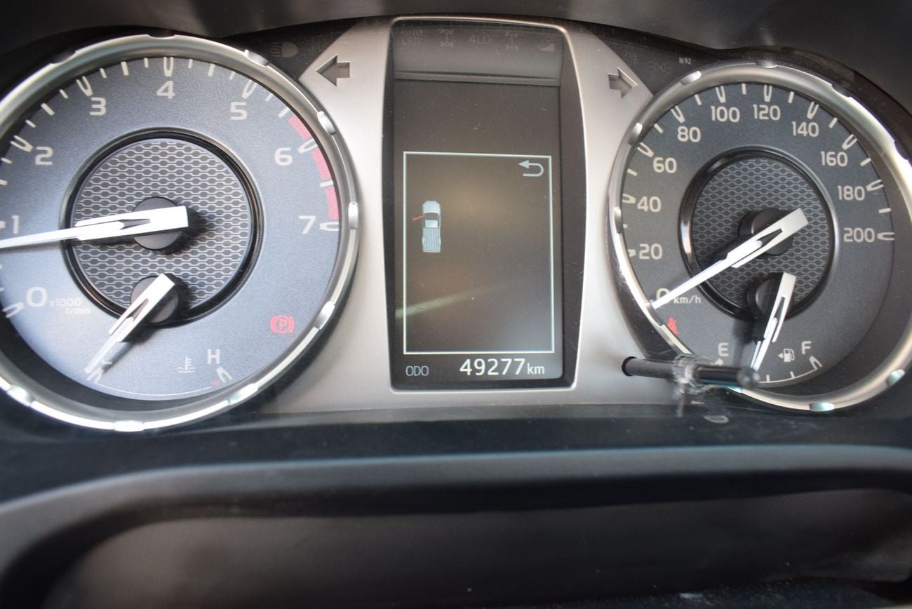 تويوتا هيلوكس GLX 2.7L Single Cab Utility 4WD M/T