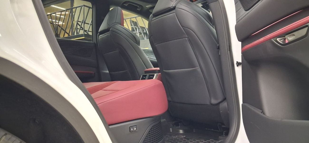 لكزس RX 500h F Sport Performance 2.4L