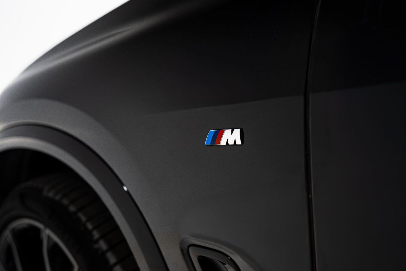 BMW X5 xDrive40i Luxury M Sport Package 3.0L 2022 BMW X5 XDRIVE40I | XDRIVE ALL-WHEEL DRIVE SYSTEM | APPLE 