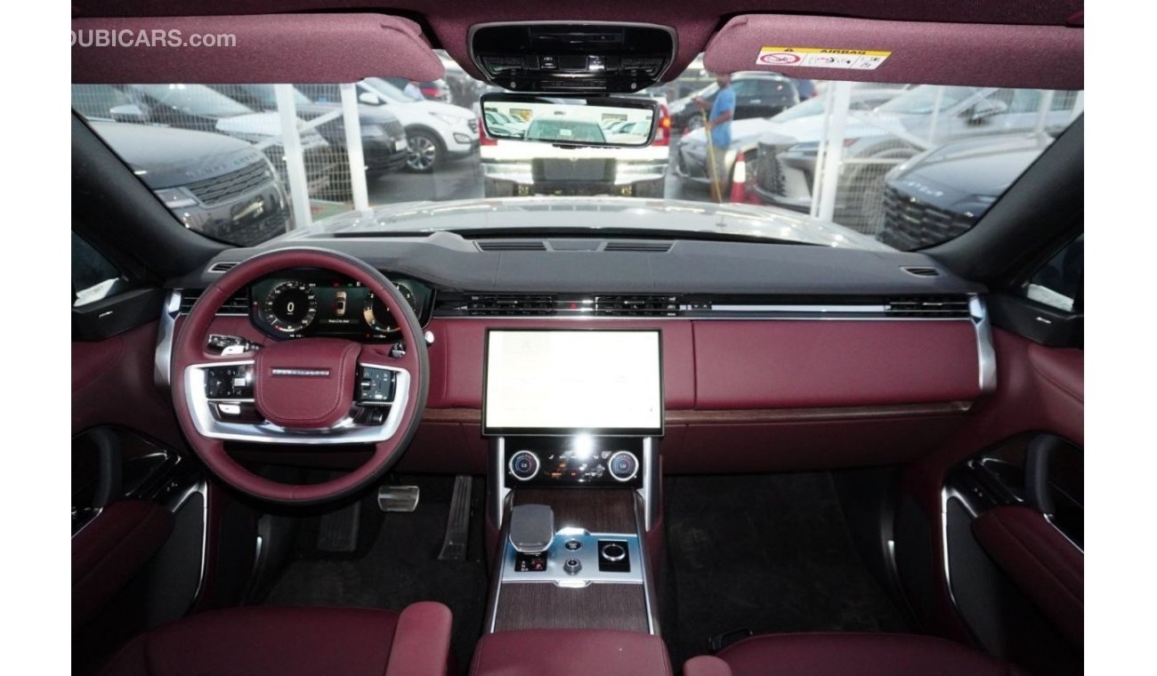 Land Rover Range Rover 2023 Range Rover HSE P530 4.4L TT V8