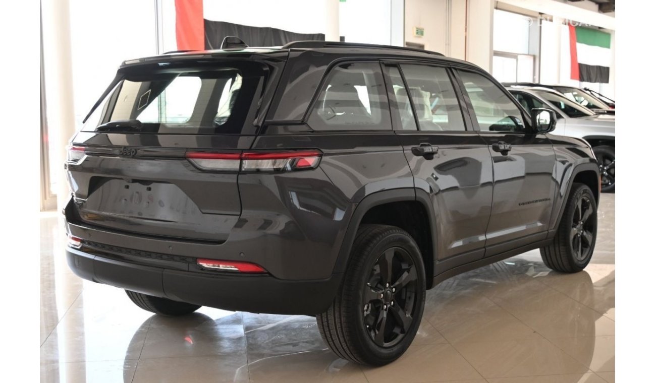 جيب جراند شيروكي Altitude 3.6L SUV 4WD -2023