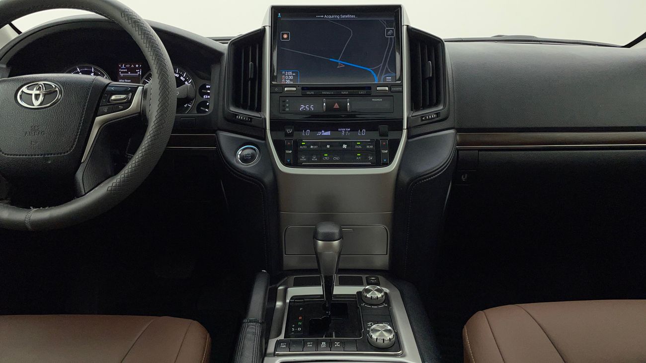 تويوتا لاند كروزر GXR GT 4 | بدون دفعة مقدمة | اختبار قيادة مجاني للمنزل