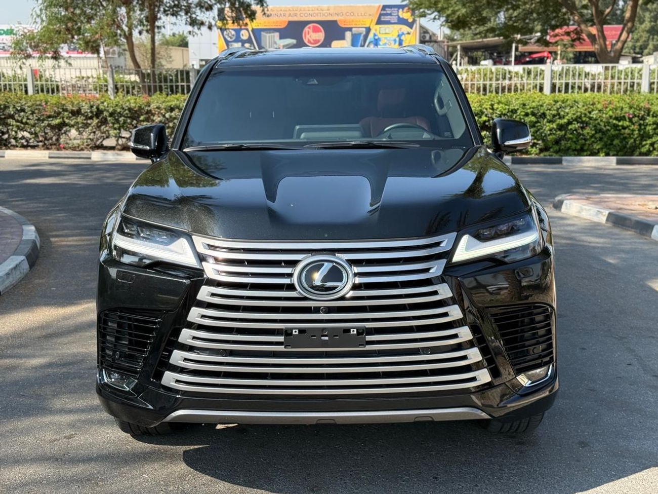 Lexus LX 600 Signature 3.5L ( CYL)