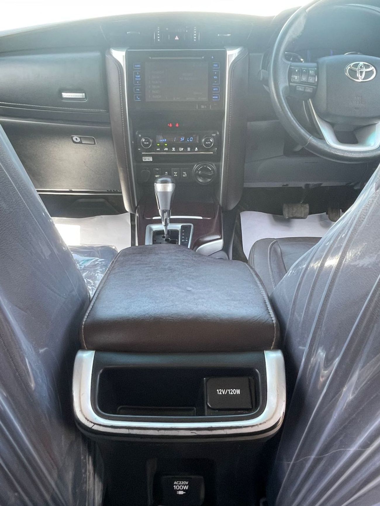 تويوتا فورتونر RIGHT HAND DRIVE ONLY FOR EXPORT SHAPE MODIFIED 2024