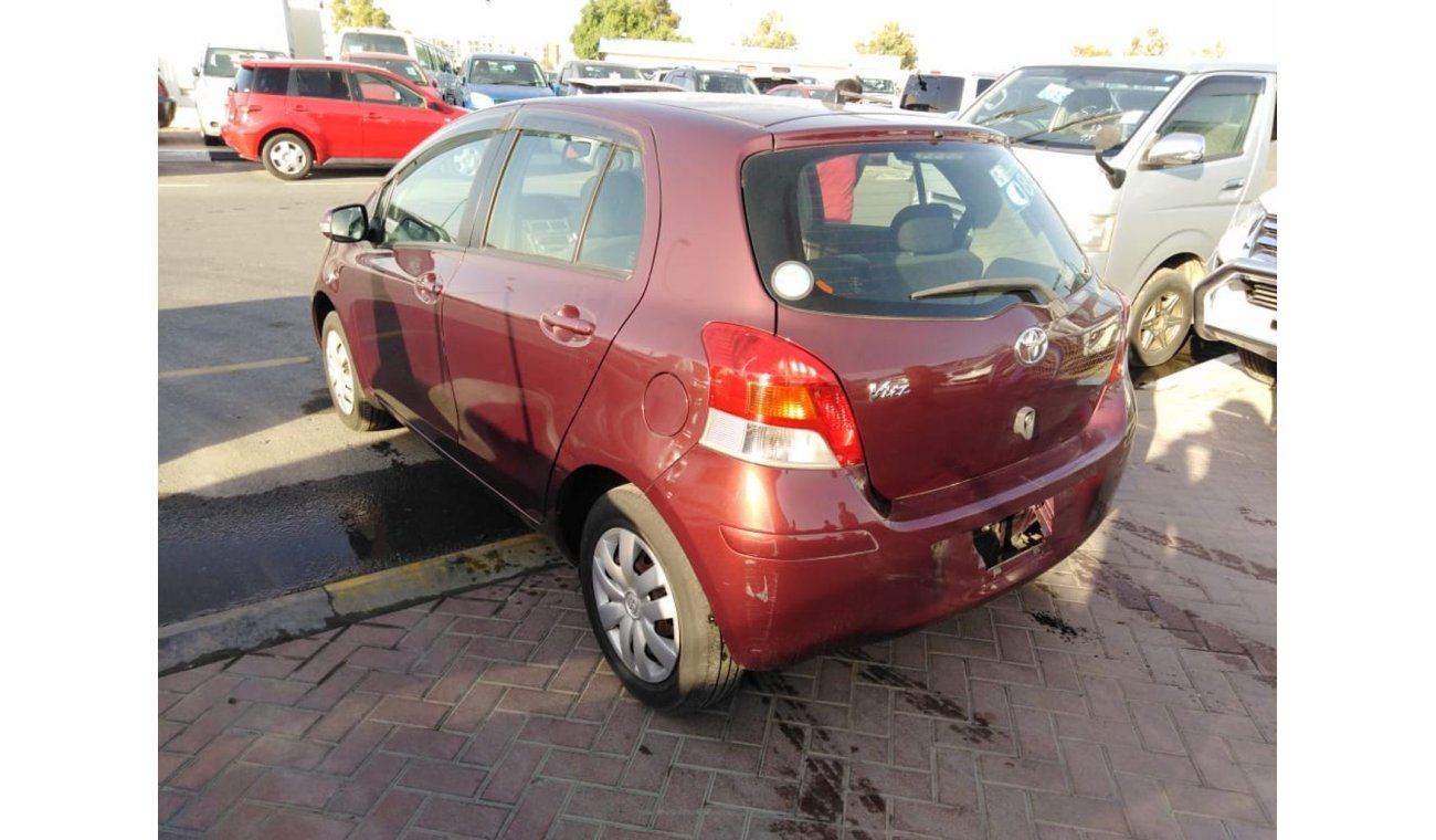 Toyota Vitz Toyota Vitz (Stock no PM 126 )