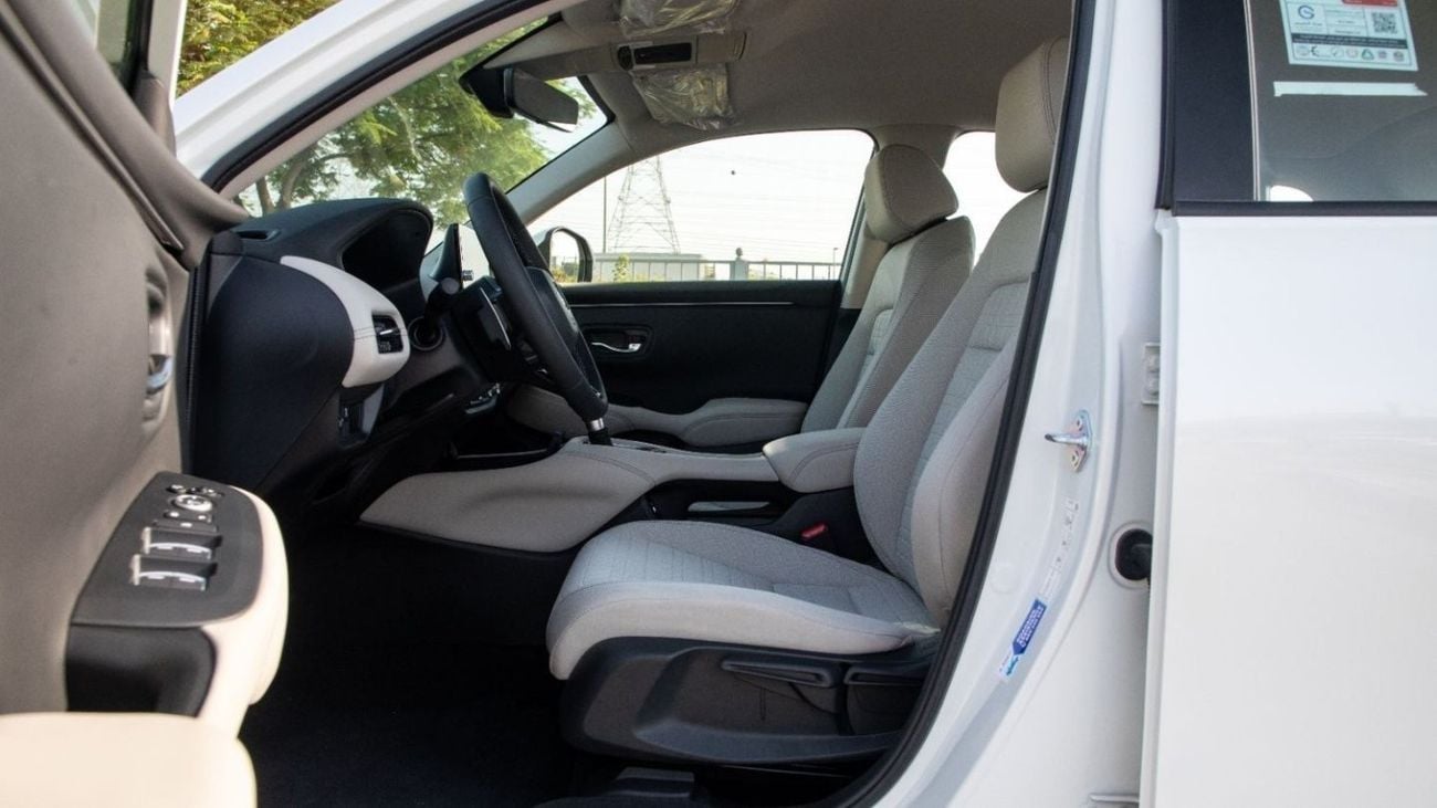 هوندا ZRV LX SUV 1.5L/2024/GCC/WITH LOCAL WARRANTY. Local Registration +10%