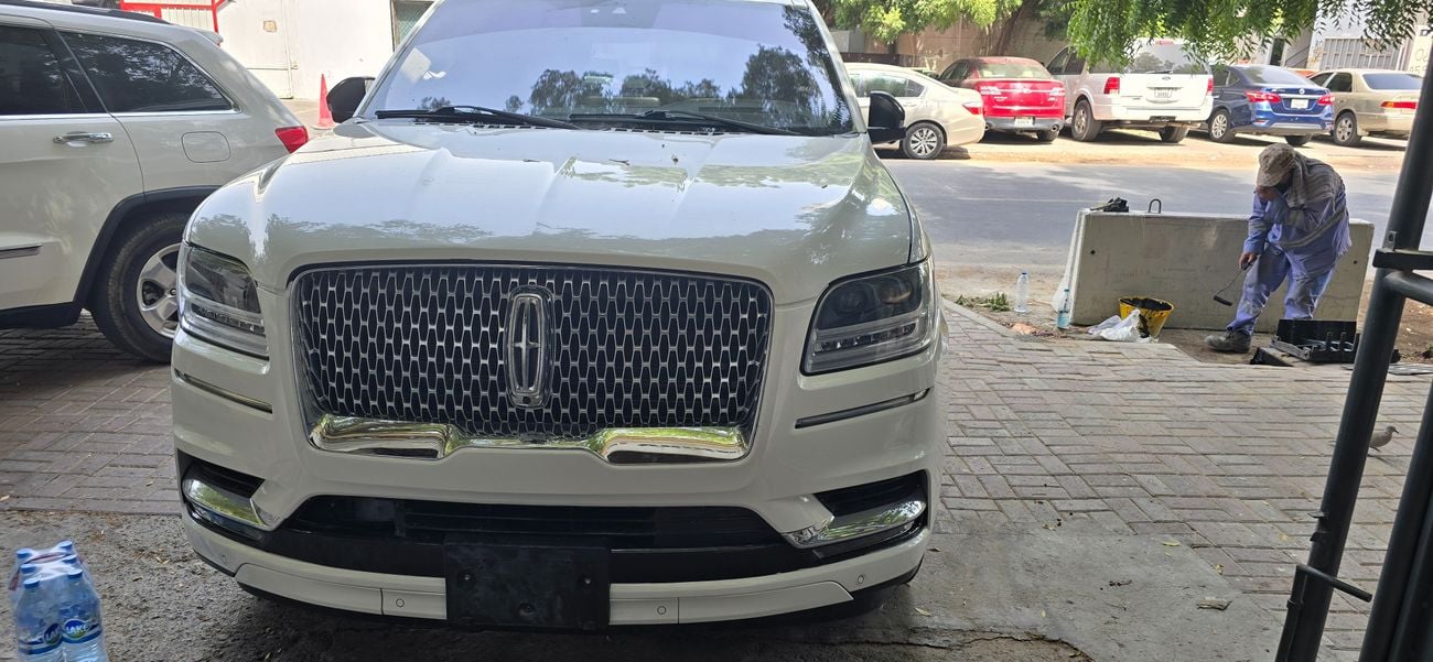 Lincoln Navigator