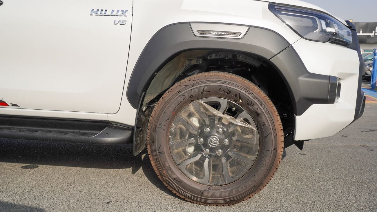 تويوتا هيلوكس HILUX Adventure 4.0L PETROL V6 MY25