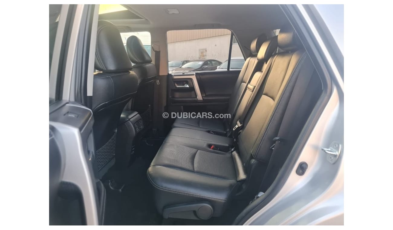 Toyota 4Runner LIMITED EDITION START & STOP ENGINE 7 SEATER 4.0L V6 2018 AMERICAN SPECIFICATION