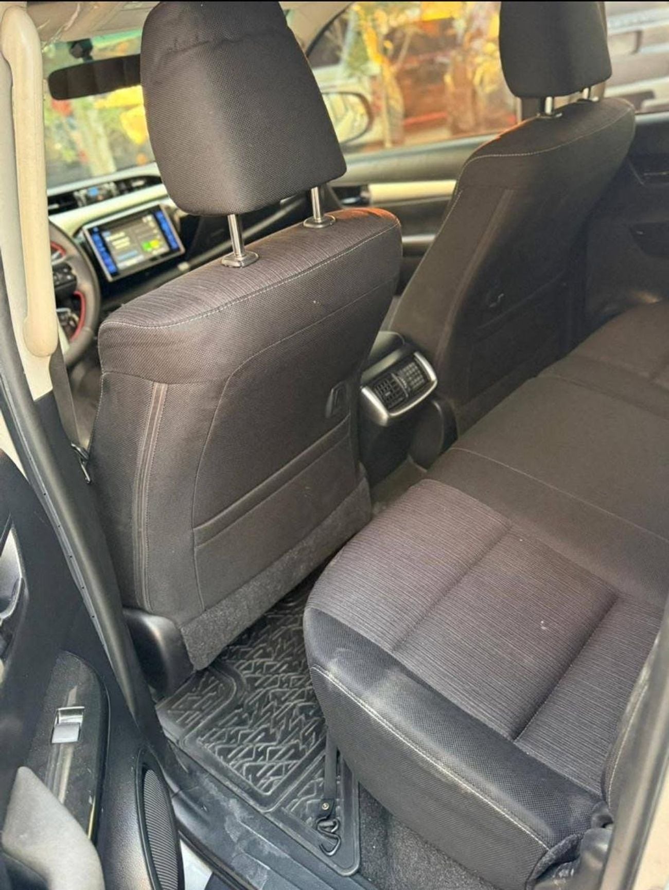 Toyota Hilux GLX 2.7L Double Cab Utility A/T