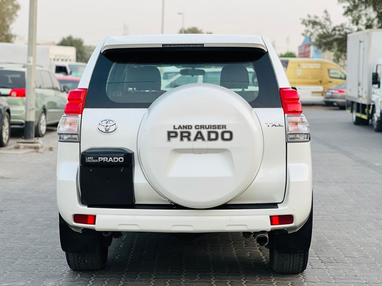 Toyota Prado PETROL PRADO 2.7 LITER LEFT HAND DRIVE ONLY FOR EXPORT AVAILABLE 2012 MODEL