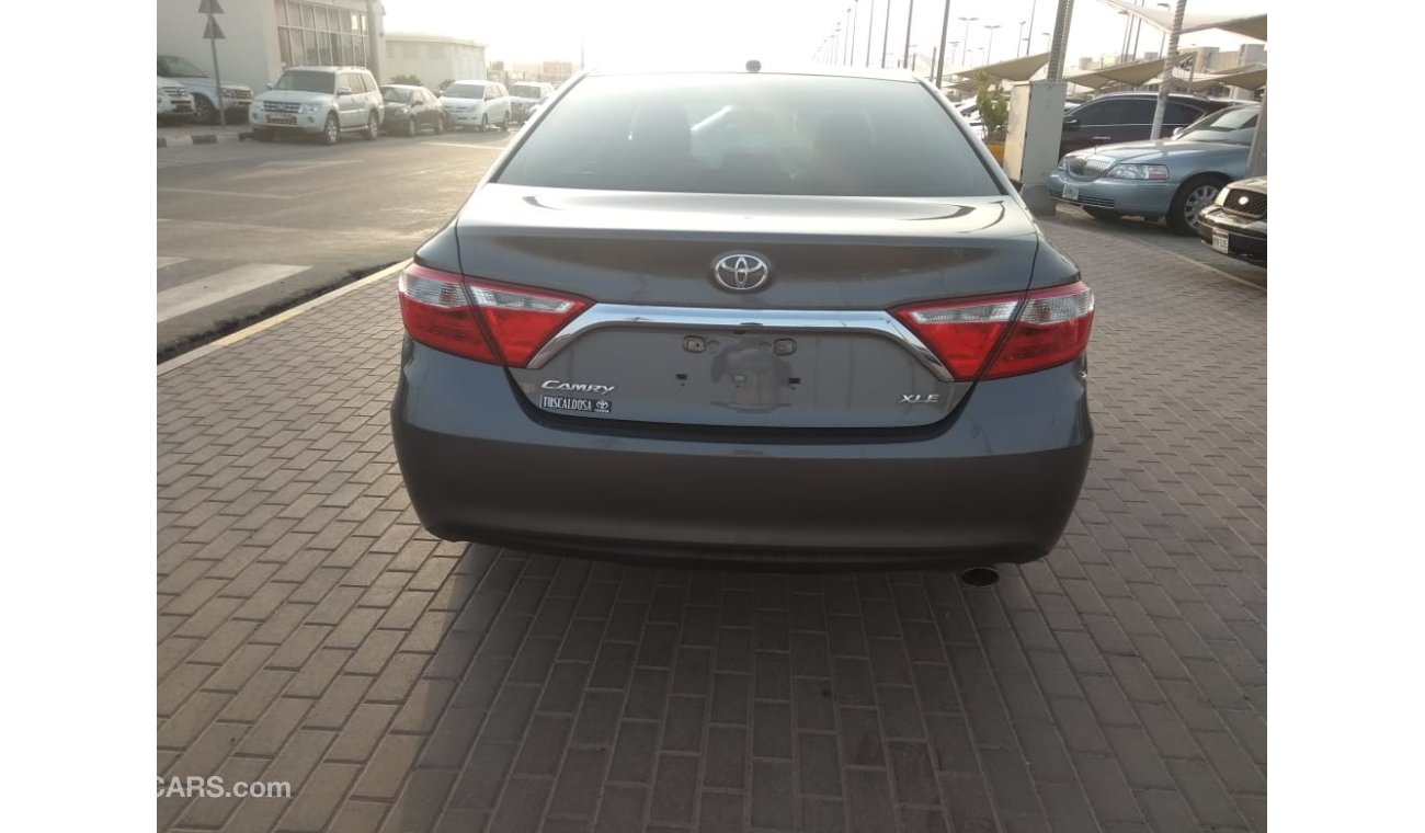 Toyota Camry XLE - Limited - Full Options  4 CYL   2.4