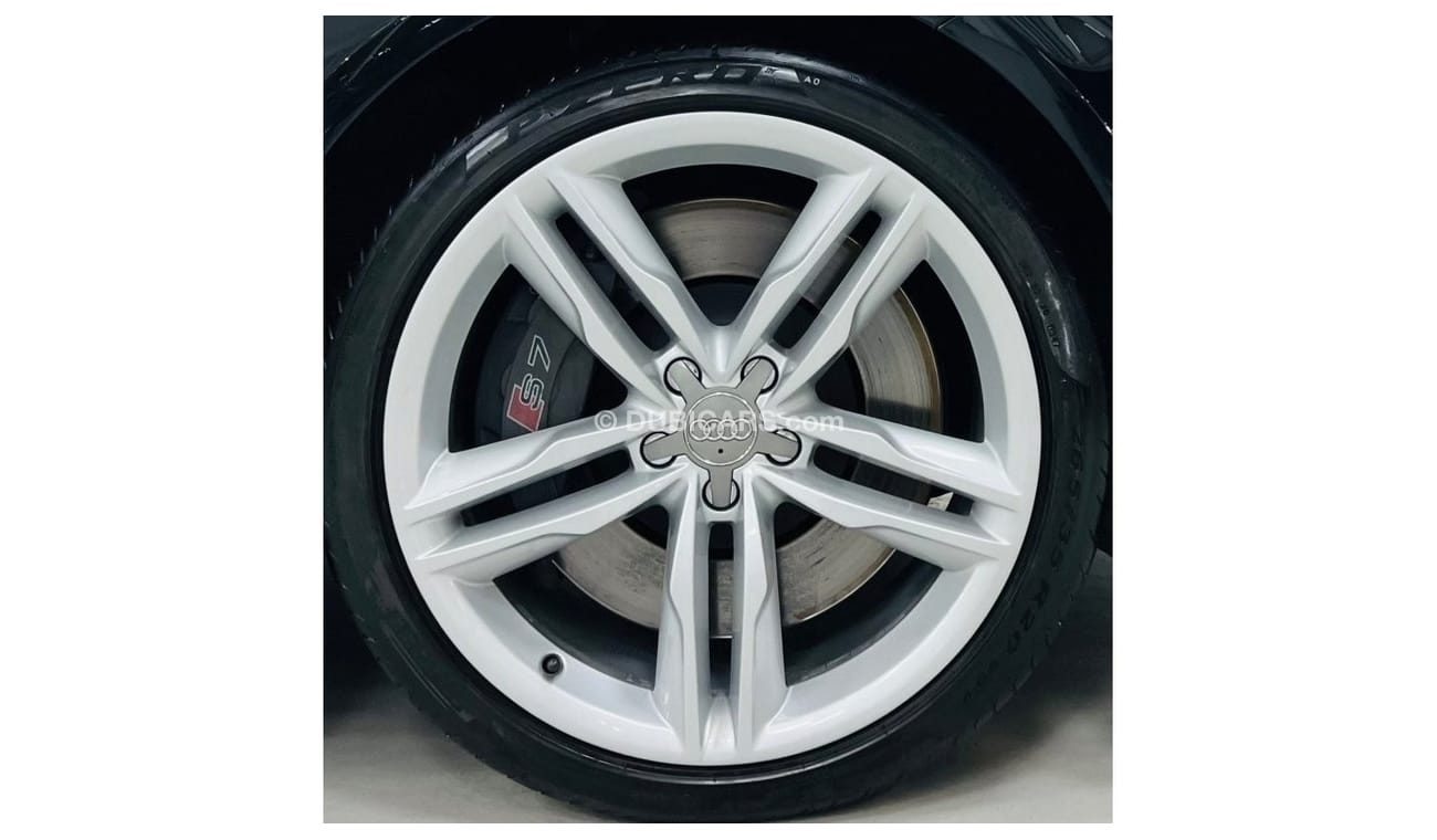 Audi S7 GCC .. V8 .. FSH .. Original Paint .. Top Range ..