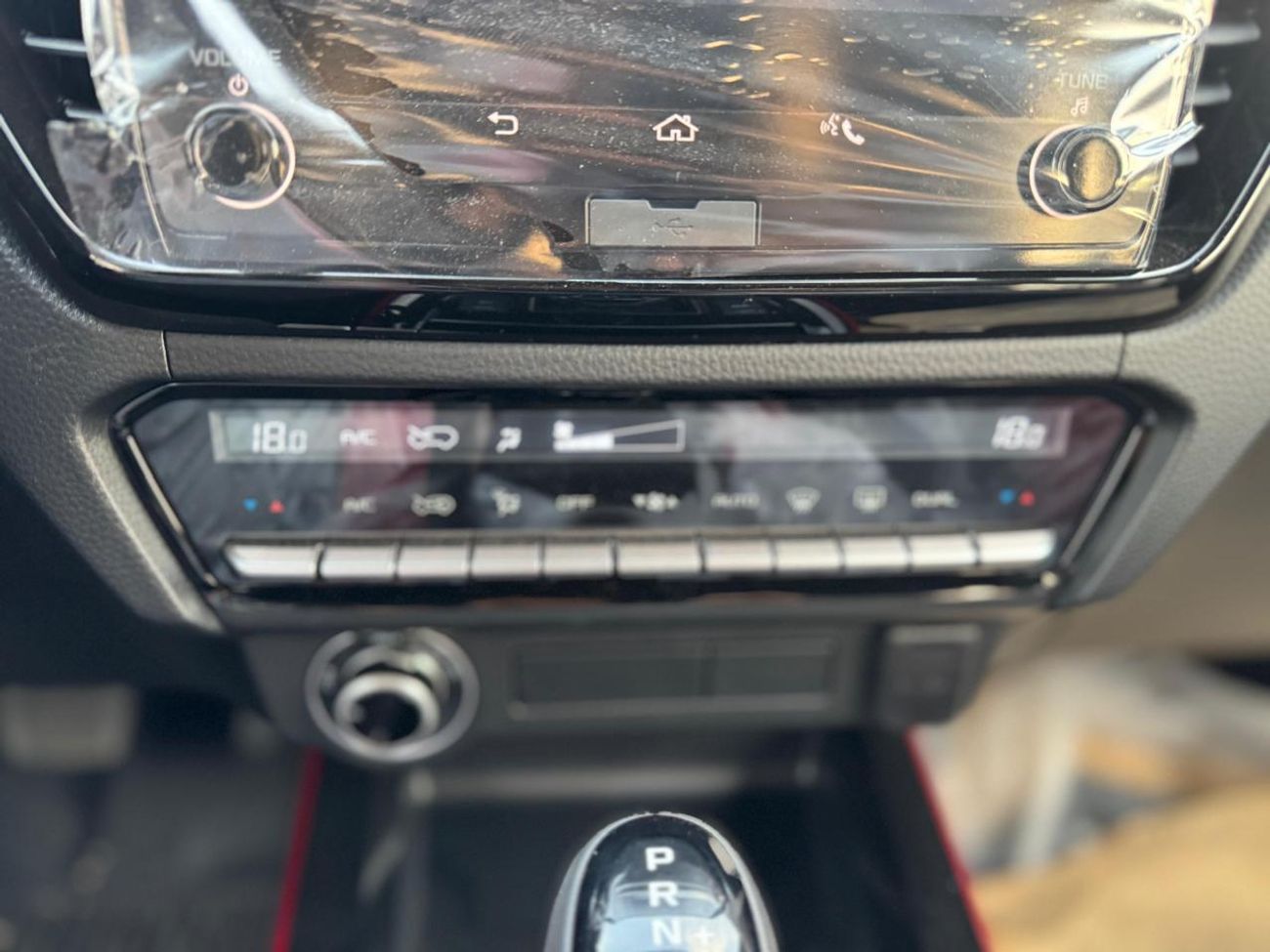 إيسوزو D ماكس 3.0L Crew Cab 4WD GT