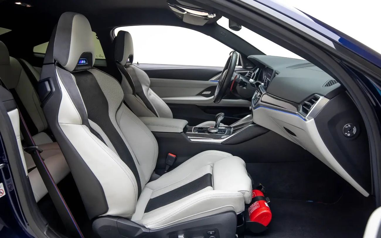 BMW M4 Competition 3.0L Competition - GCC Spec - With Warranty and Service Contract