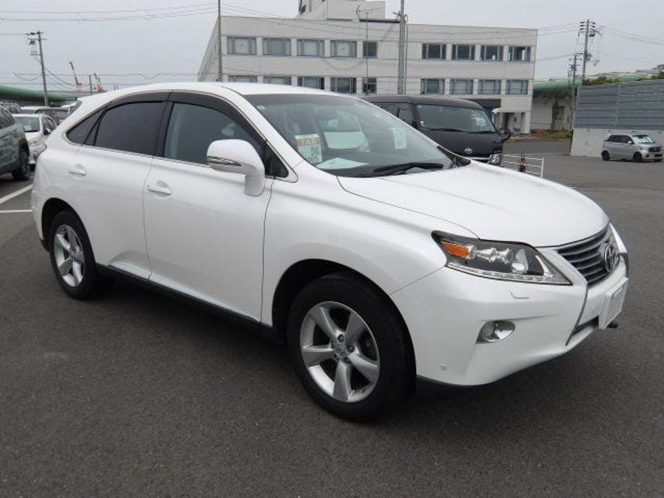 Lexus RX 270 2.7L V4 PETROL / DVD CAMERA / PUSH START / PWR WITH LEATHER SEATS / 2015