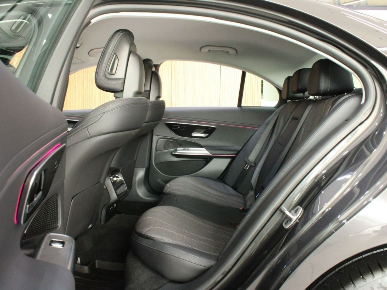 Mercedes-Benz E300 - E300e |  2024 Low mileage