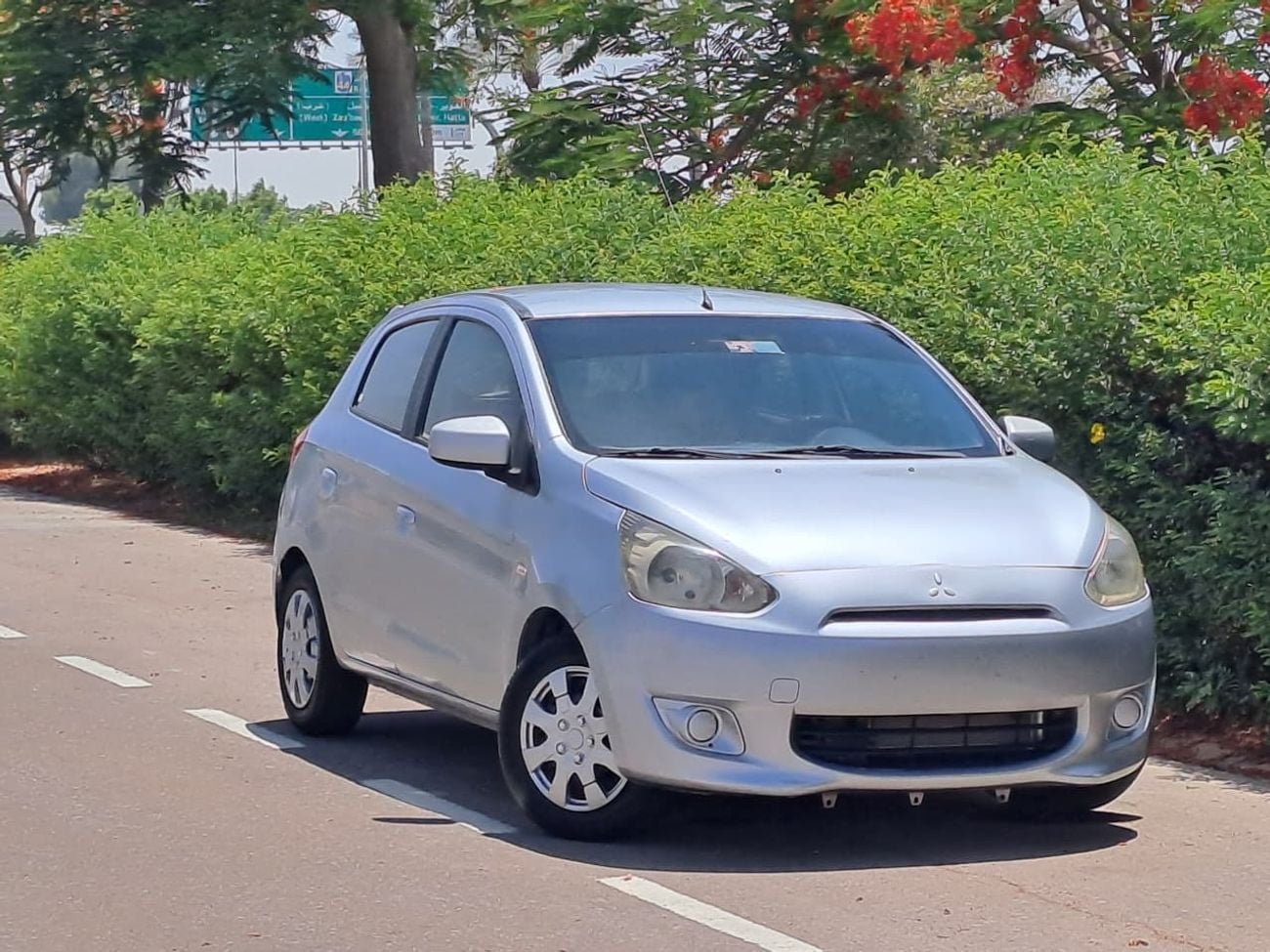 Mitsubishi Mirage GLX Mitsubishi Mirage 2014 GLX | GCC Specs | Well Maintained