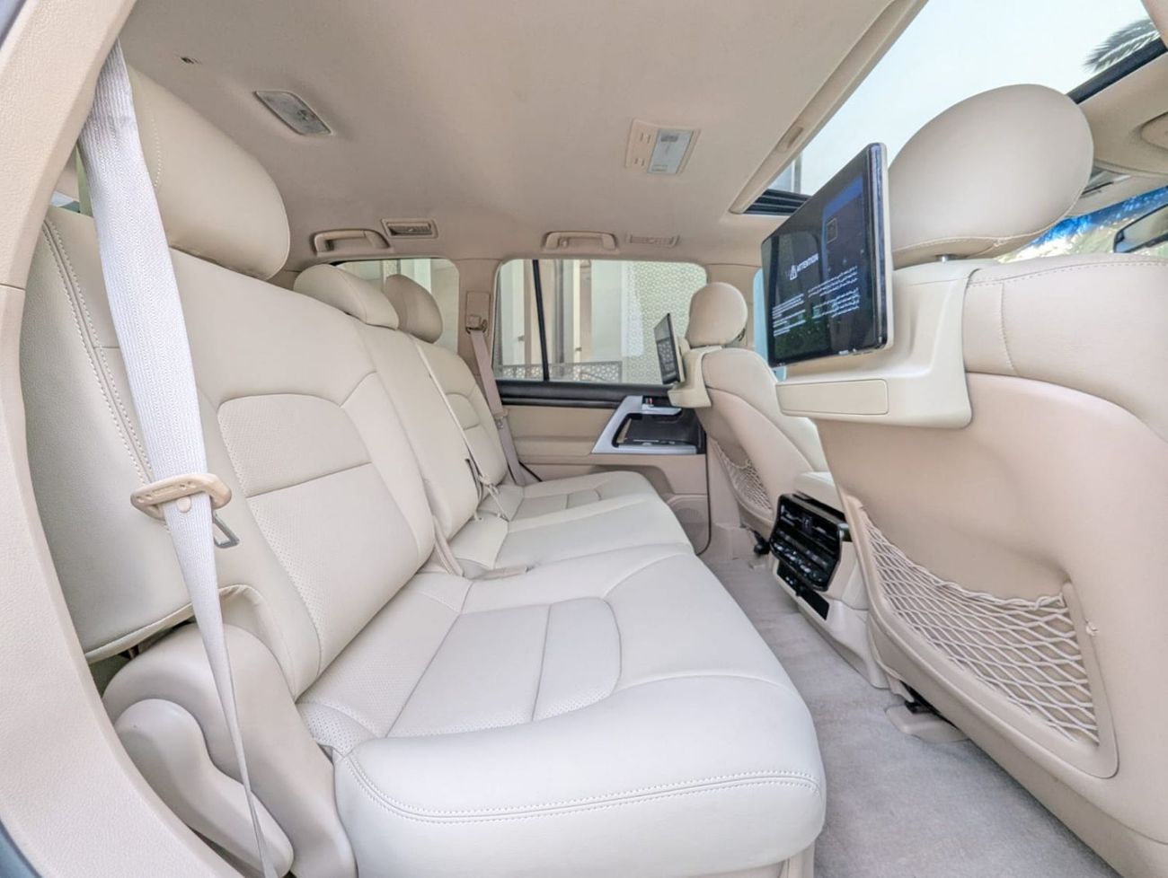 تويوتا لاند كروزر Toyota Landcruiser 2015 facelifted 2025 with interior and exterior v6 4.0L