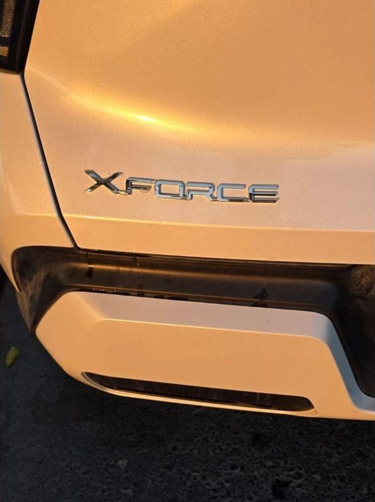ميتسوبيشي إكس فورس Mitsubishi X-FORCE Black edition 1.5L suv fwd Petrol 2025