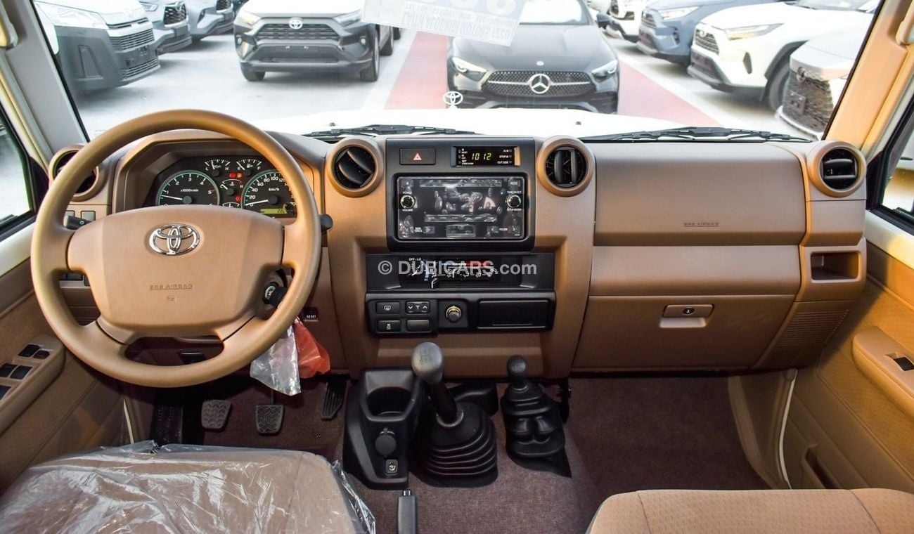 تويوتا لاند كروزر 70 Toyota Land Cruiser LC76 V8 | Diesel | 2023 | For Export Only