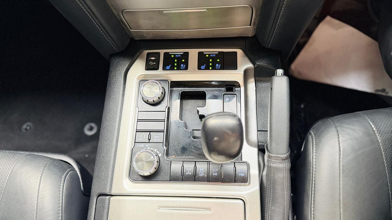 تويوتا لاند كروزر -