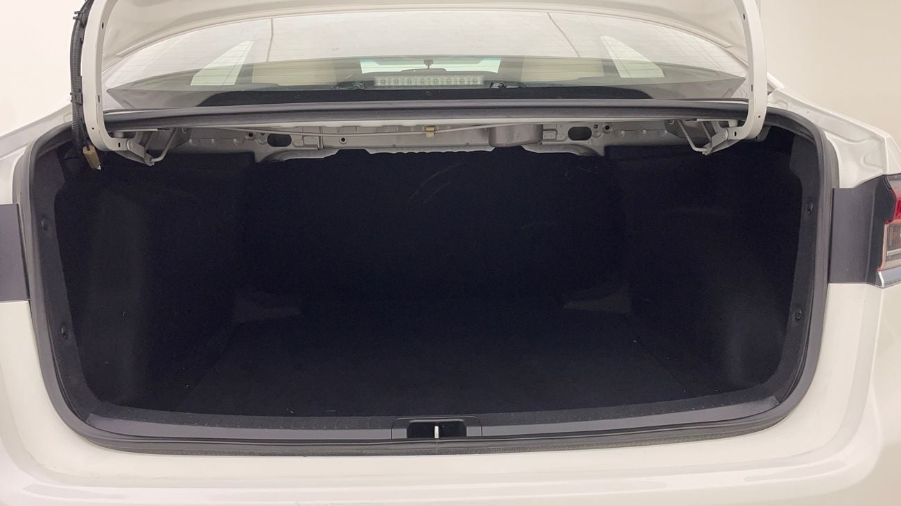 تويوتا كورولا XLI 1.6 | بدون دفعة مقدمة | اختبار القيادة في المنزل