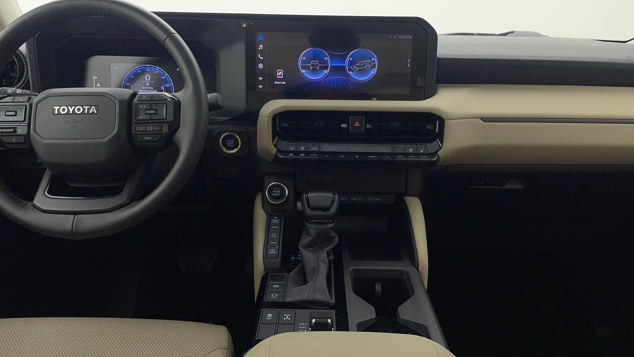 تويوتا لاند كروزر GXR 2.4 | بدون دفعة مقدمة | اختبار القيادة في المنزل