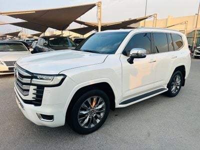 تويوتا لاند كروزر VXR