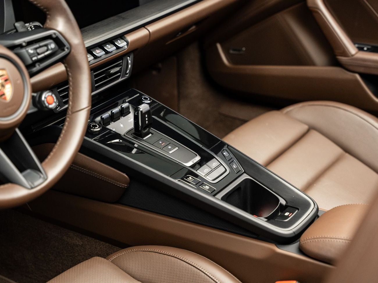 Porsche 911 Targa 4GTS 3.0L (475 HP) 2025 Porsche 911 Carrera 4 GTS Targa, 3.6L TC F6, 532 bhp, 8-Speed Auto PDK