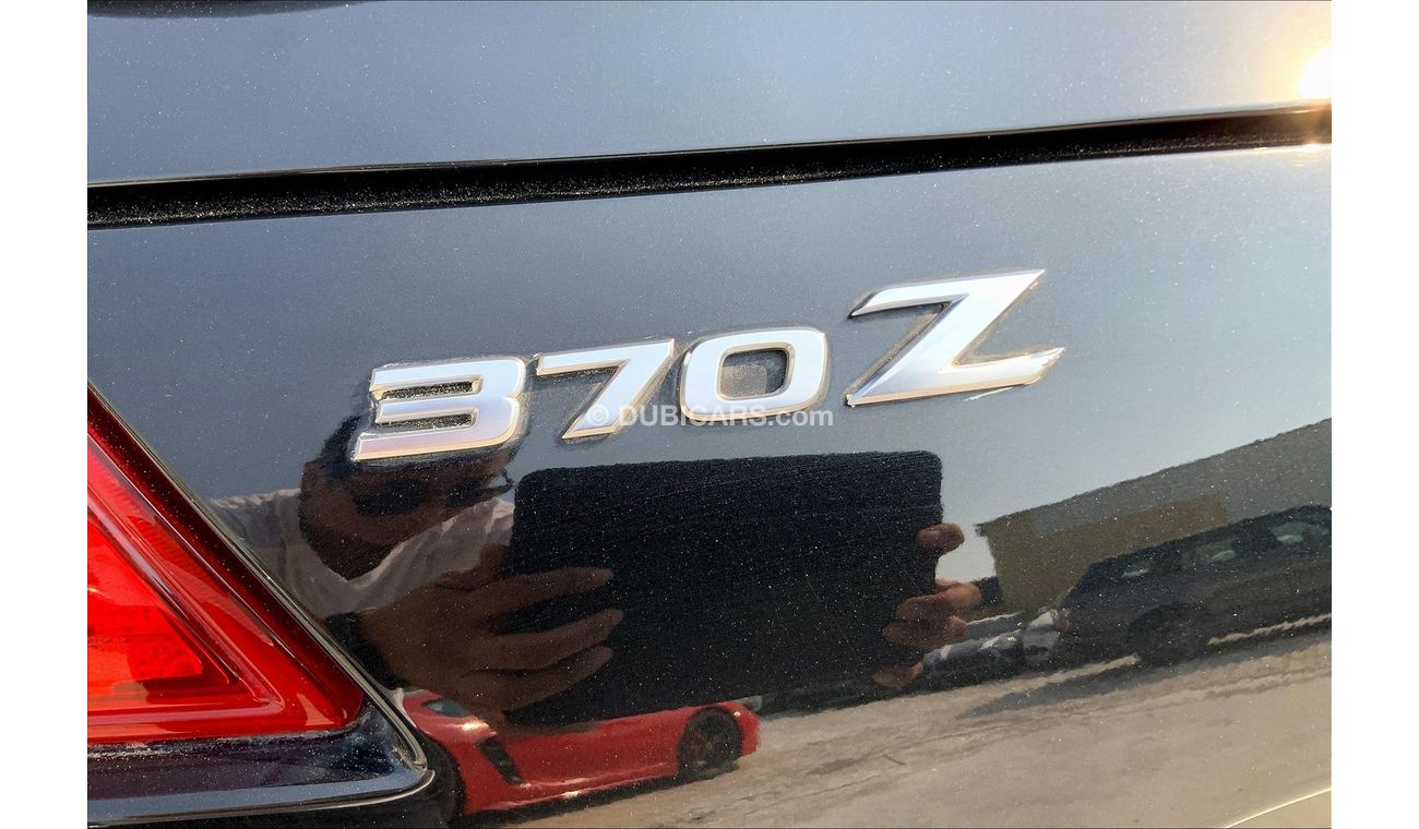 نيسان 370Z Standard