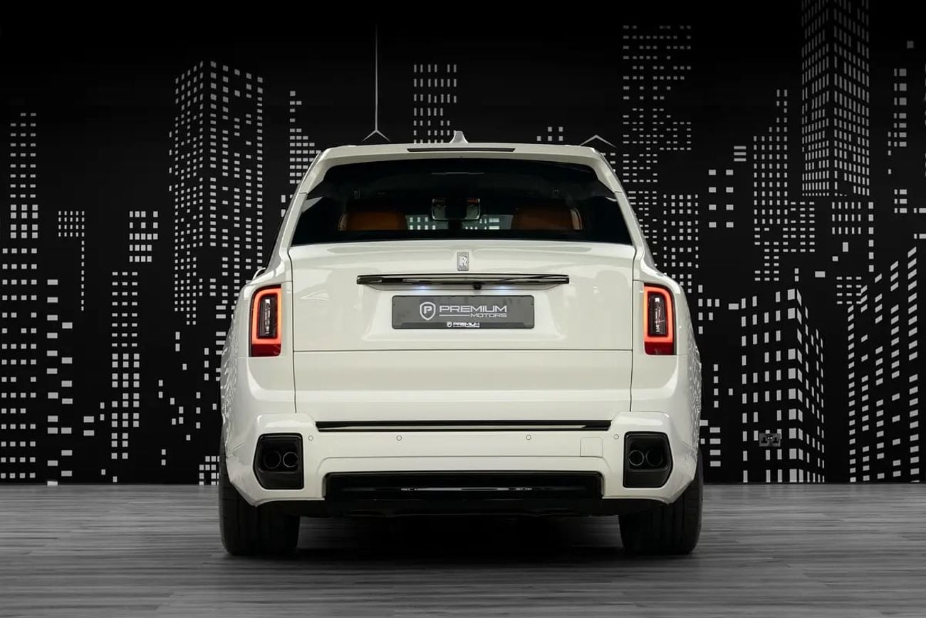 Rolls-Royce Cullinan ROLLS ROYCE | CULLINAN BLACK BADGE | GCC SPECS | DEALER WARRANTY + SERVICE CONTRACT