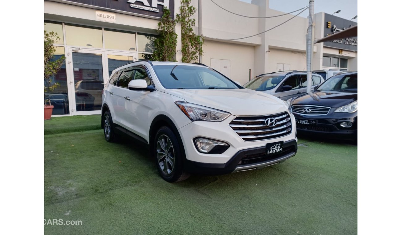 Hyundai Santa Fe 2016 model, imported from Canada, CLEAN TITLE cruise control, wooden wheels, sensors, in excellent c