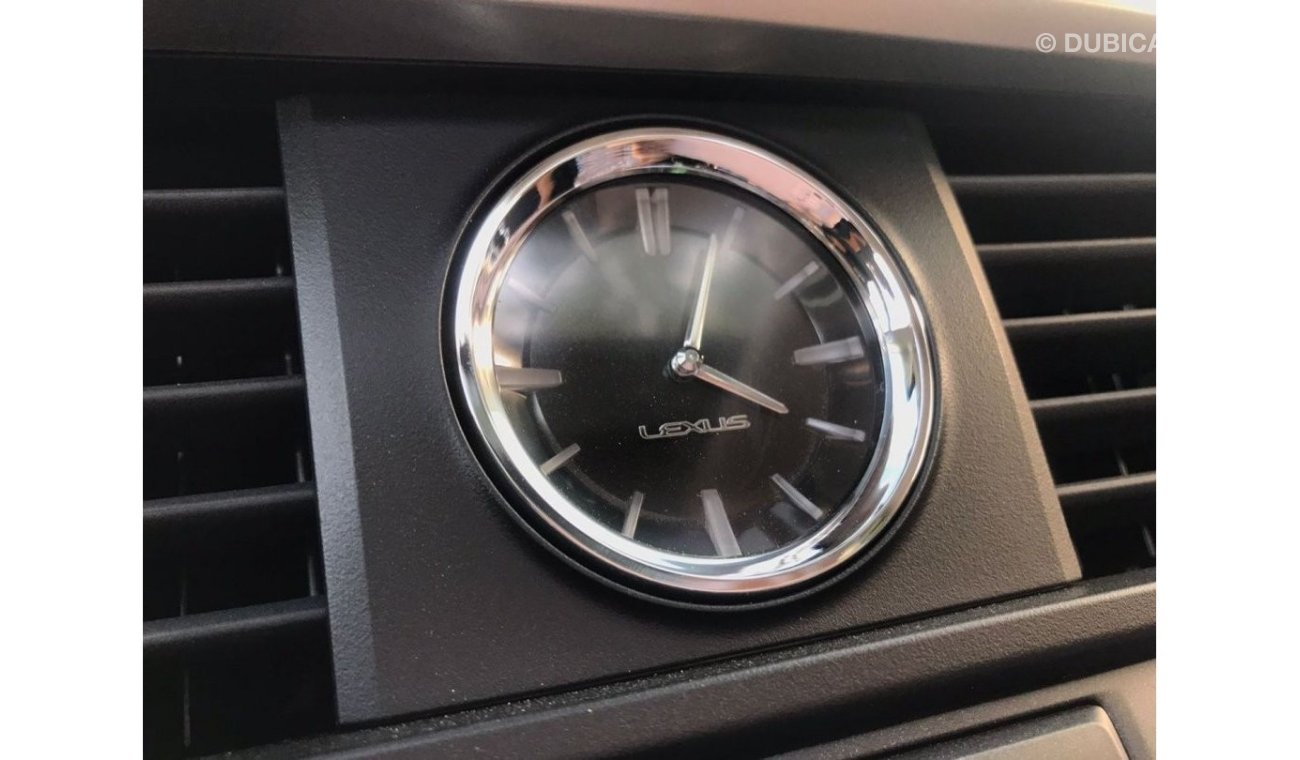 لكزس RX450h بالتينيوم