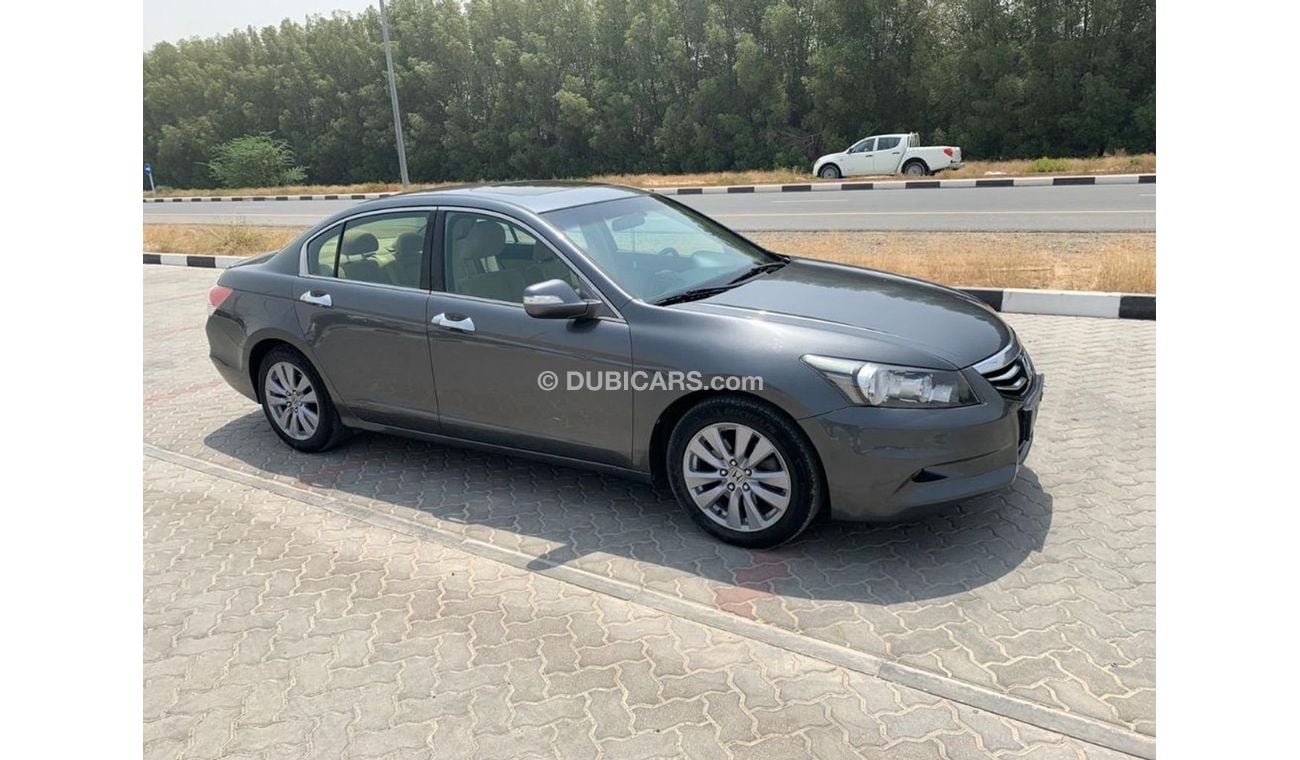 Honda Accord 2012 v4 g cc full options no 1