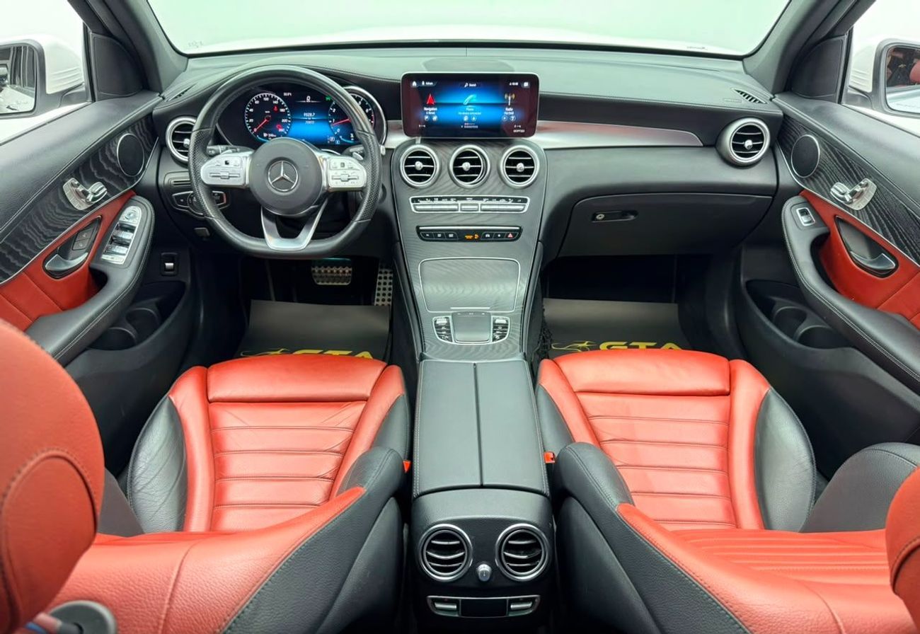 Mercedes Benz GLC 300 AMG 2020 Mercedes Benz GLC300 4MATIC, Warranty, Full Mercedes Service History, Fully Loaded, GCC
