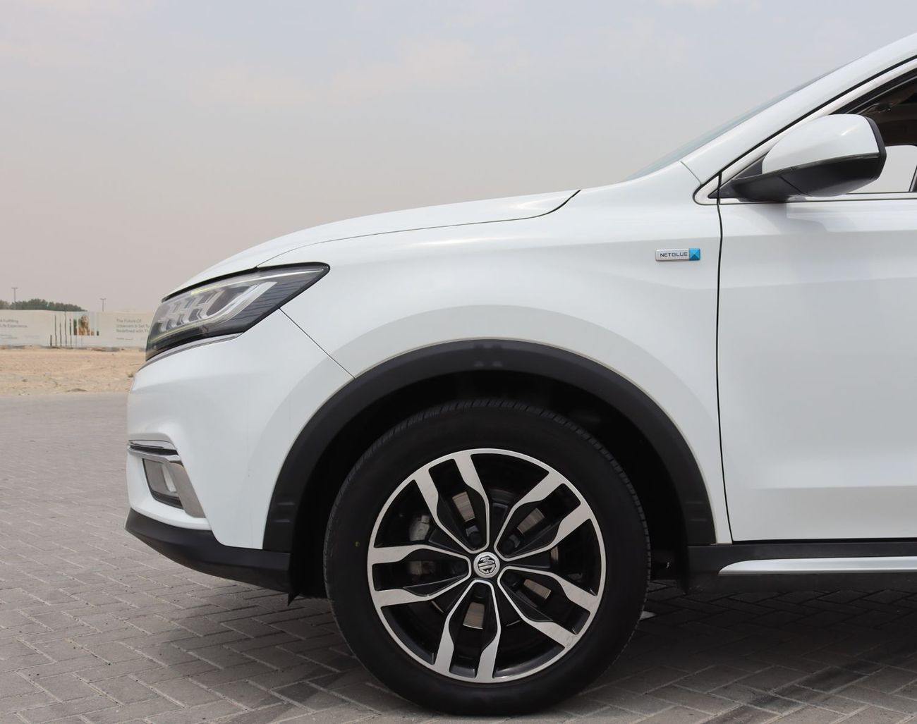 أم جي RX5 سيارة MG RX5 موديل 2020 خليجى بدون حوادث وبحاله ممتازه ممشى 82000 كيلو متر وبمحرك 2000 سي ىسى وسعر 3